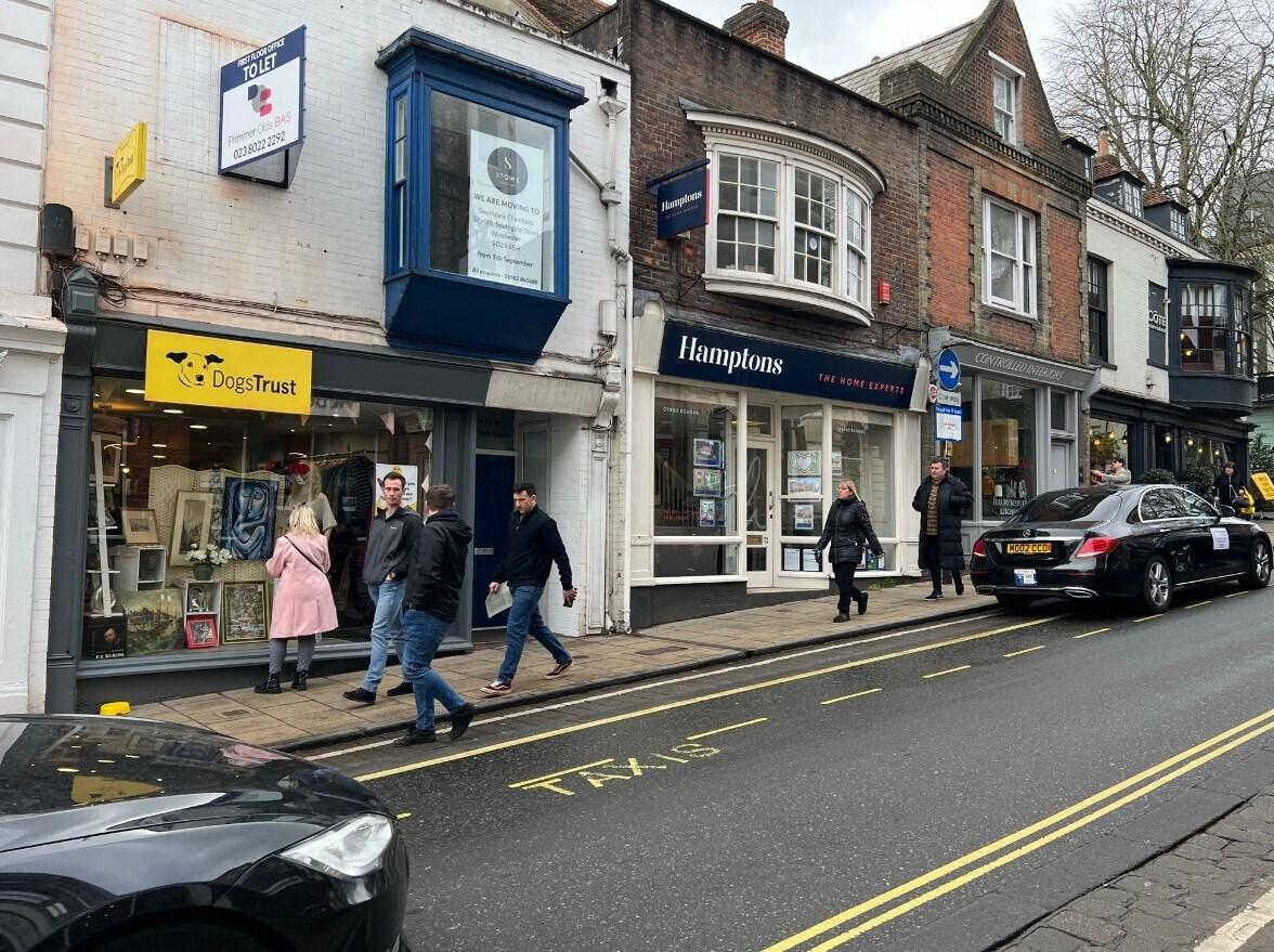 Exterior Winchester High Street